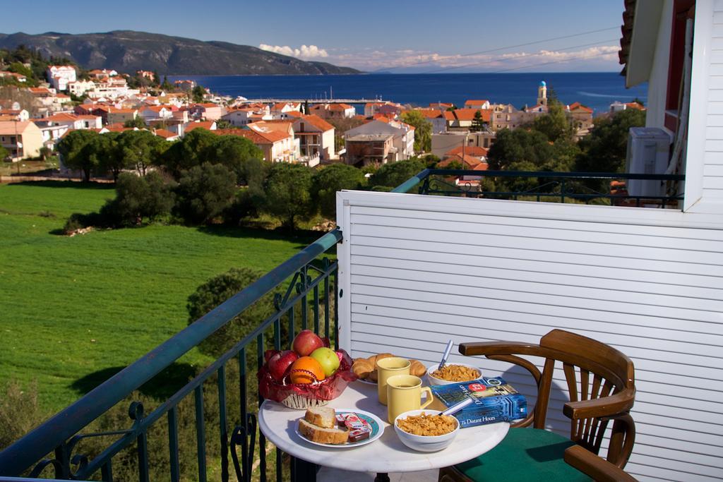 Boulevard Panorama Suites Αγία Ευφημία Εξωτερικό φωτογραφία